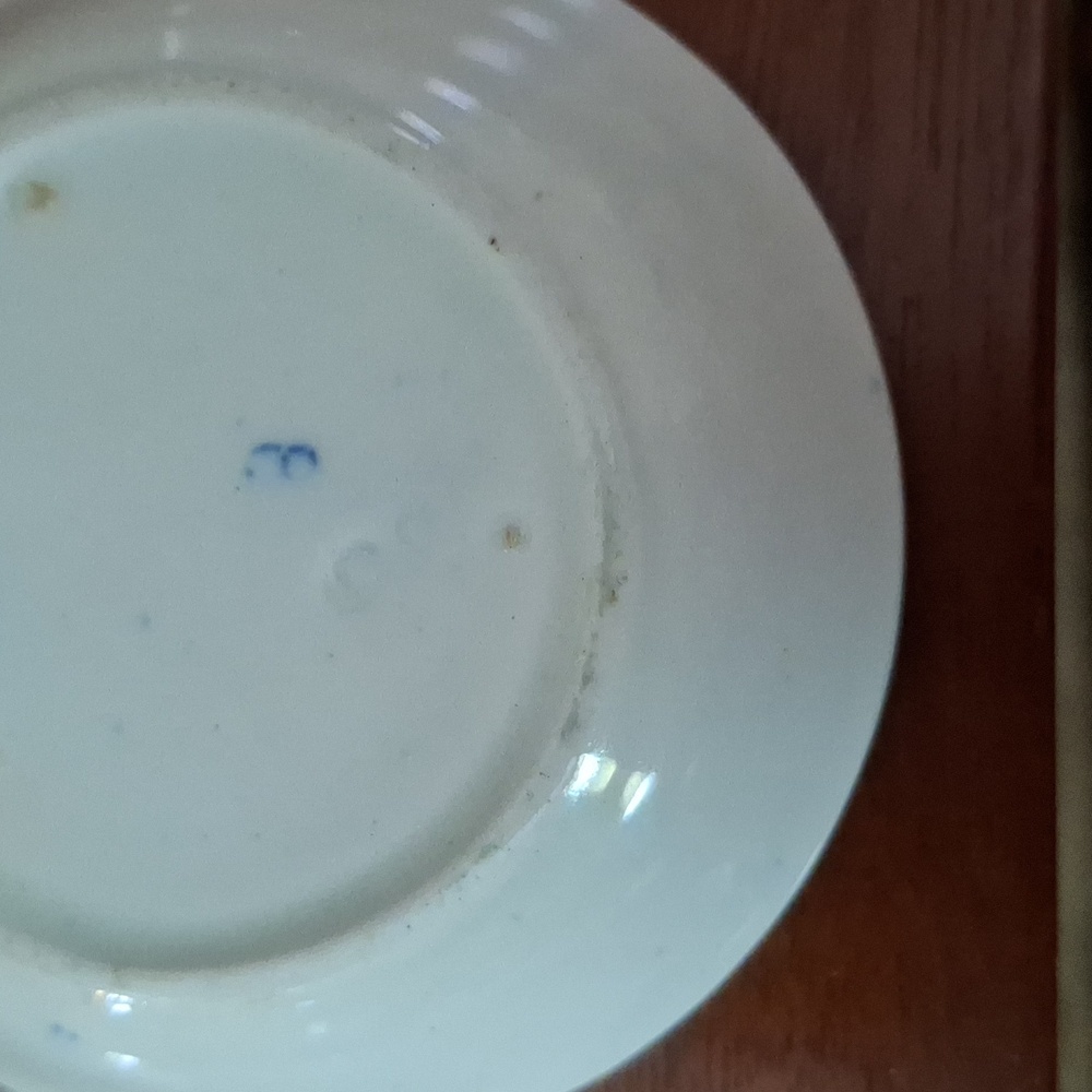 Saffordshire Flow Blue Floral 3 Inch Antique Dish - Picture 7 of 7